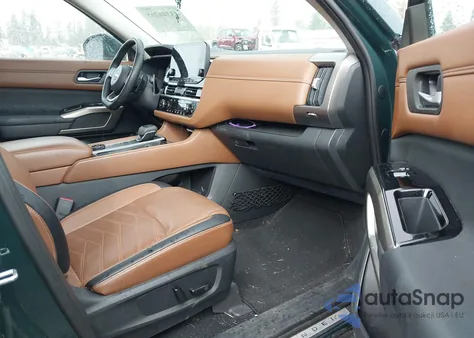 2022 Nissan Pathfinder Platinum 4Wd z USA, uszkodzony, nr VIN 5N1DR3DK8NC227751